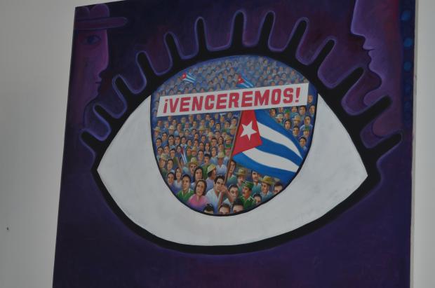 Big eye poster with words "Venceremos"