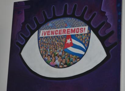 Big eye poster with words "Venceremos"