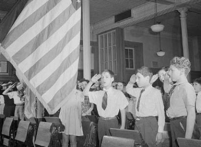 Kids doing pledge of alligiance