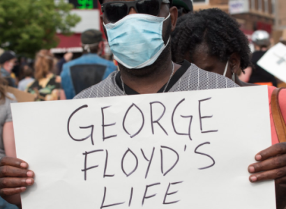 Sign saying George Floyd's life mattered