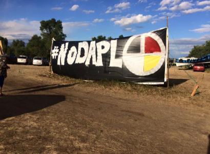 NO DAPL sign