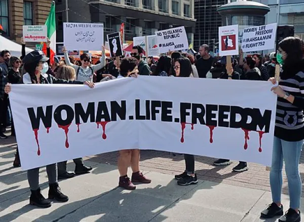 Women protesting in Iran