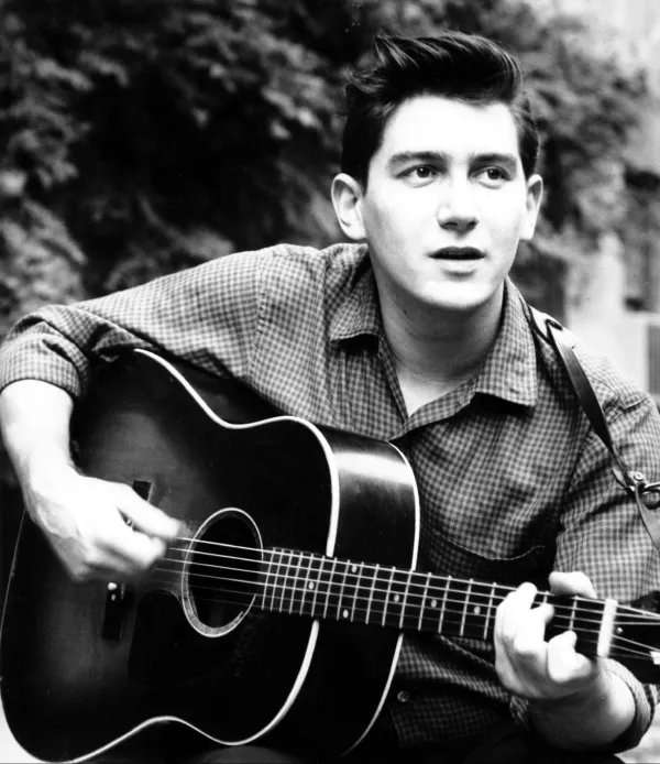 Young Phil Ochs in black and white