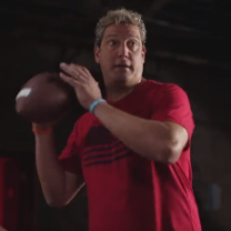 Tim Ryan throwing football