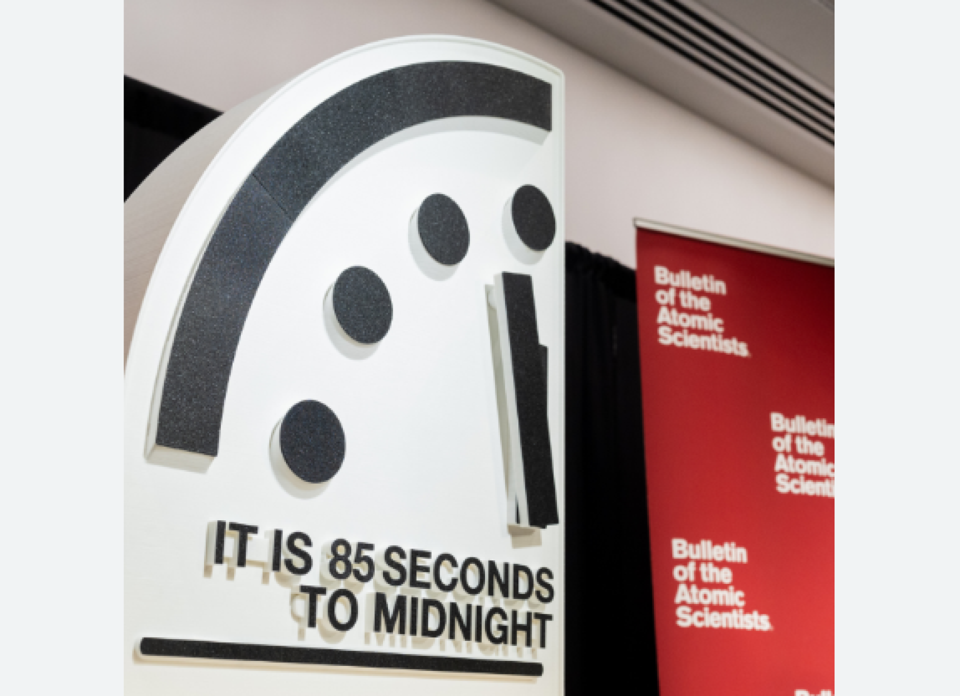 Doomsday clock