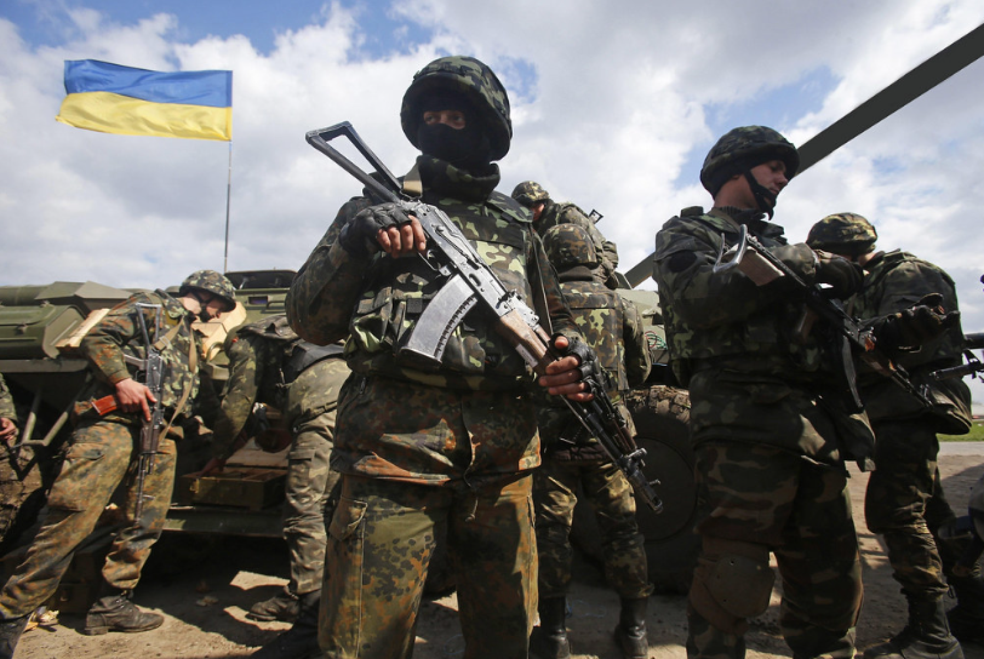 Soldiers and Ukraine flag