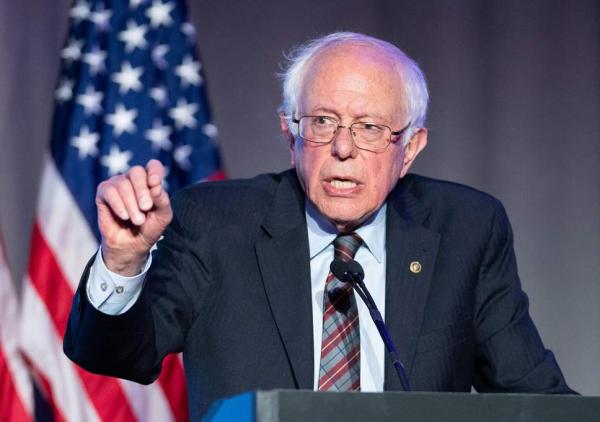 Bernie Sanders Starts Mentioning the Military Budget | Freepress.org